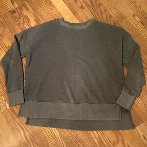Time and Tru Green Sweatshirt Size M